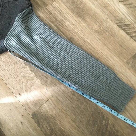 Cable Knit Llama Wool + Cotton Ribbed Sleeve Sweater - Picture 14 of 15